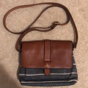 Fossil crossbody purse- Perfect condition